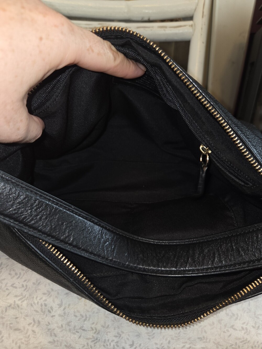 Coach Black Pebbled Leather Hobo Shoulder Bag Gold Hardware Zip Top Purse - Picture 10 of 11